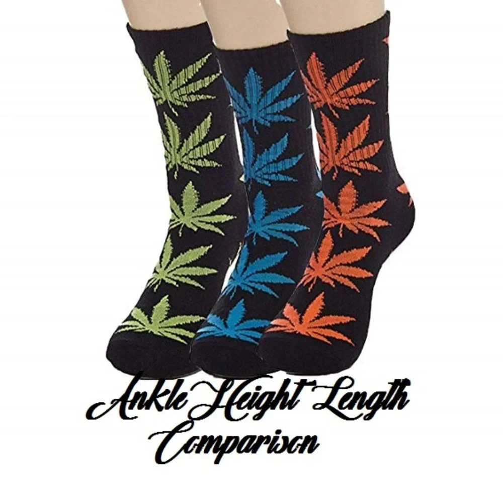 NEW UNISEX 2-PACK GRAPHIC SOCKS